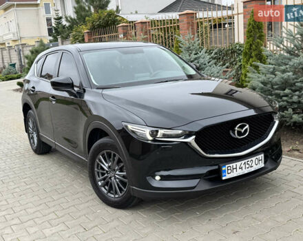 Черный Мазда СХ-5, объемом двигателя 2 л и пробегом 55 тыс. км за 26800 $, фото 1 на Automoto.ua