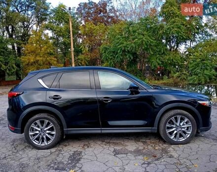 Мазда СХ-5 2020 у Кропивницькому (Кіровограді) на Automoto.ua Чорний Мазда СХ-5, об'ємом двигуна 2.5 л та пробігом 123 тис. км за 22500 $, фото 3 на Automoto.ua