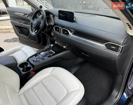 Мазда СХ-5 2020 в Киеве на Automoto.ua Черный Мазда СХ-5, объемом двигателя 2.5 л и пробегом 80 тыс. км за 19999 $, фото 19 на Automoto.ua