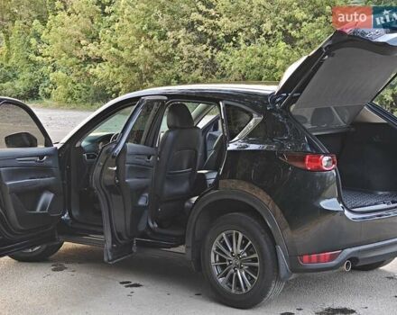 Черный Мазда СХ-5, объемом двигателя 2.49 л и пробегом 106 тыс. км за 21600 $, фото 11 на Automoto.ua