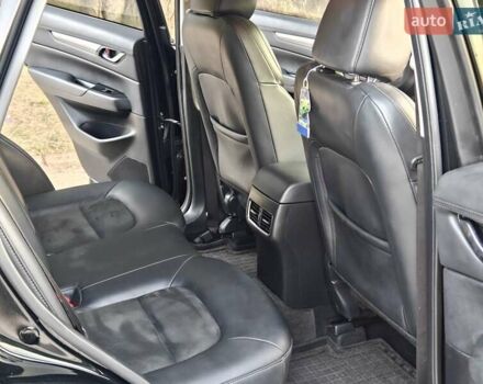 Черный Мазда СХ-5, объемом двигателя 2.49 л и пробегом 106 тыс. км за 21600 $, фото 2 на Automoto.ua