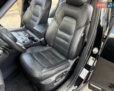 Черный Мазда СХ-5, объемом двигателя 2.49 л и пробегом 74 тыс. км за 27000 $, фото 24 на Automoto.ua