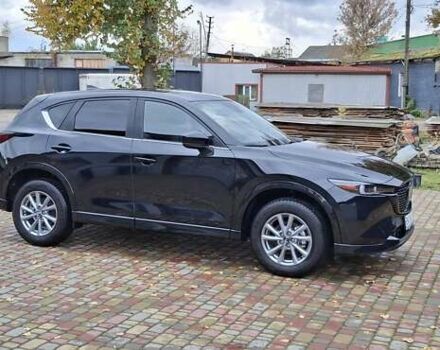 Мазда СХ-5 2024 у Костополе на Automoto.ua Чорний Мазда СХ-5, об'ємом двигуна 2.49 л та пробігом 4 тис. км за 25500 $, фото 3 на Automoto.ua