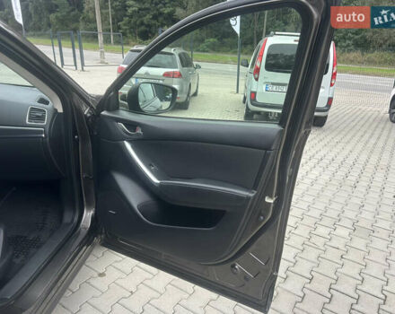 Коричневый Мазда СХ-5, объемом двигателя 2.2 л и пробегом 197 тыс. км за 15900 $, фото 12 на Automoto.ua