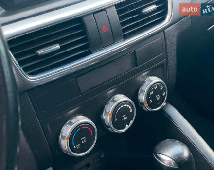 Коричневый Мазда СХ-5, объемом двигателя 2.5 л и пробегом 210 тыс. км за 13790 $, фото 18 на Automoto.ua