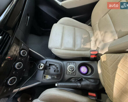 Червоний Мазда СХ-5, об'ємом двигуна 2.2 л та пробігом 170 тис. км за 15000 $, фото 19 на Automoto.ua