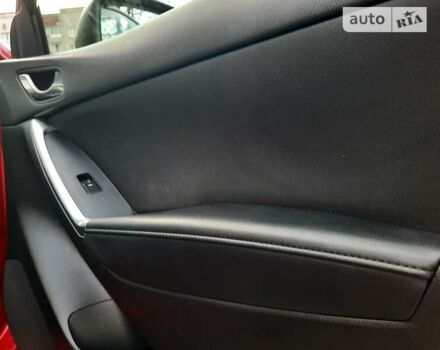 Красный Мазда СХ-5, объемом двигателя 2.2 л и пробегом 216 тыс. км за 12500 $, фото 4 на Automoto.ua