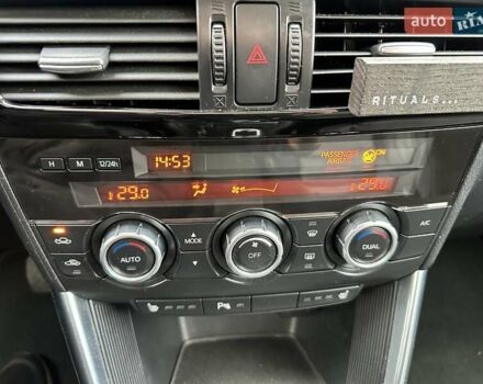 Красный Мазда СХ-5, объемом двигателя 2.2 л и пробегом 243 тыс. км за 11900 $, фото 62 на Automoto.ua