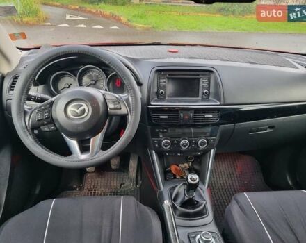 Красный Мазда СХ-5, объемом двигателя 2.19 л и пробегом 268 тыс. км за 11000 $, фото 5 на Automoto.ua