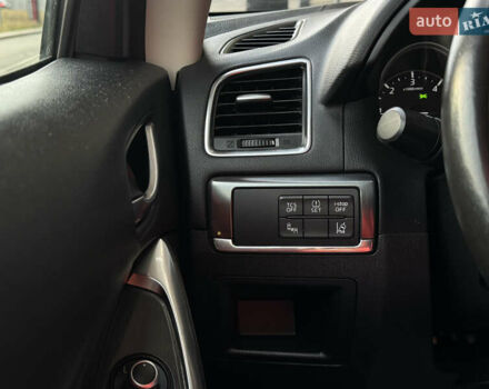 Красный Мазда СХ-5, объемом двигателя 2.19 л и пробегом 206 тыс. км за 16300 $, фото 15 на Automoto.ua