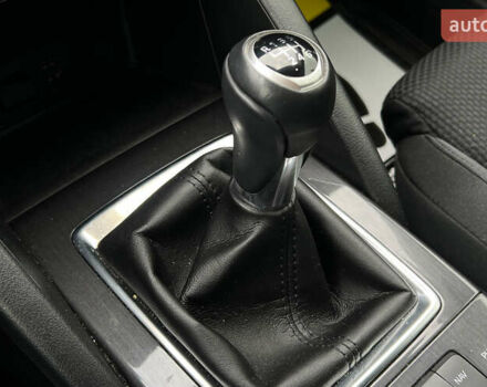 Красный Мазда СХ-5, объемом двигателя 2.2 л и пробегом 171 тыс. км за 13999 $, фото 16 на Automoto.ua