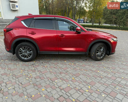 Мазда СХ-5 2017 в Лубнах на Automoto.ua Красный Мазда СХ-5, объемом двигателя 2.19 л и пробегом 88 тыс. км за 21500 $, фото 27 на Automoto.ua
