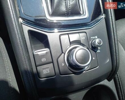 Мазда СХ-5 2017 в Черкассах на Automoto.ua Красный Мазда СХ-5, объемом двигателя 2.2 л и пробегом 63 тыс. км за 26000 $, фото 31 на Automoto.ua