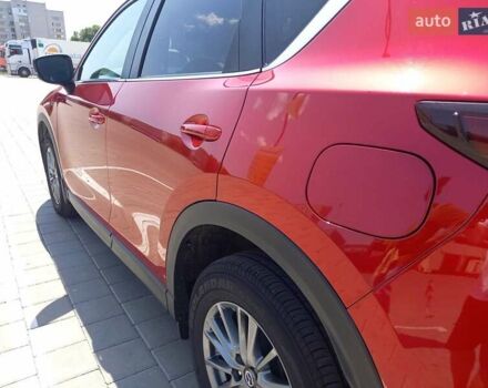 Мазда СХ-5 2017 в Черкассах на Automoto.ua Красный Мазда СХ-5, объемом двигателя 2.2 л и пробегом 63 тыс. км за 26000 $, фото 5 на Automoto.ua