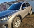 Серый Мазда СХ-5, объемом двигателя 2 л и пробегом 300 тыс. км за 12000 $, фото 2 на Automoto.ua