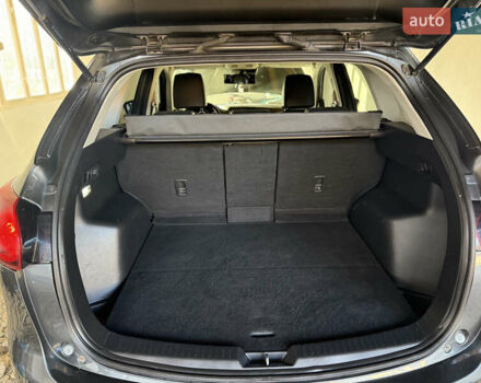 Серый Мазда СХ-5, объемом двигателя 2.2 л и пробегом 180 тыс. км за 14200 $, фото 3 на Automoto.ua