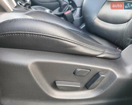 Серый Мазда СХ-5, объемом двигателя 2.2 л и пробегом 256 тыс. км за 11450 $, фото 41 на Automoto.ua