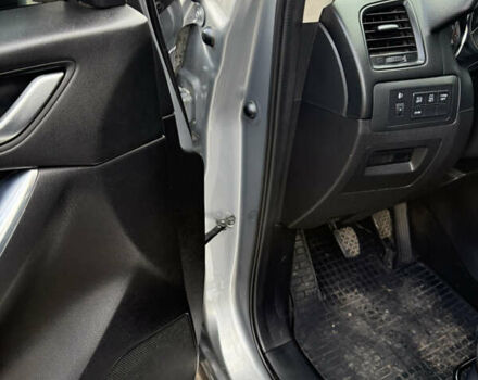 Сірий Мазда СХ-5, об'ємом двигуна 2.2 л та пробігом 298 тис. км за 11000 $, фото 13 на Automoto.ua