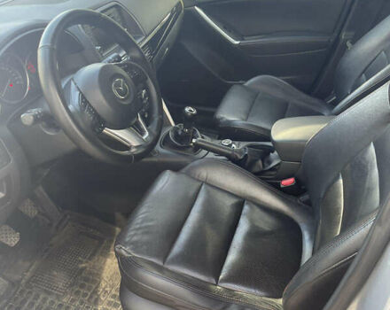 Серый Мазда СХ-5, объемом двигателя 2.19 л и пробегом 235 тыс. км за 11800 $, фото 5 на Automoto.ua