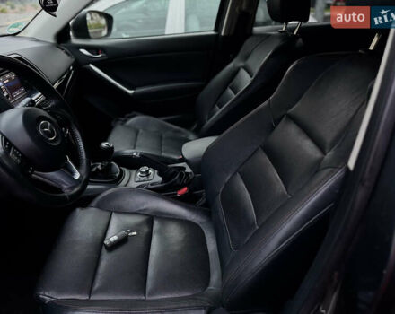 Серый Мазда СХ-5, объемом двигателя 2.2 л и пробегом 268 тыс. км за 12100 $, фото 11 на Automoto.ua