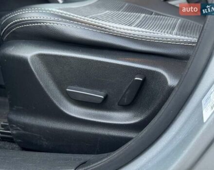 Серый Мазда СХ-5, объемом двигателя 2 л и пробегом 330 тыс. км за 9500 $, фото 24 на Automoto.ua