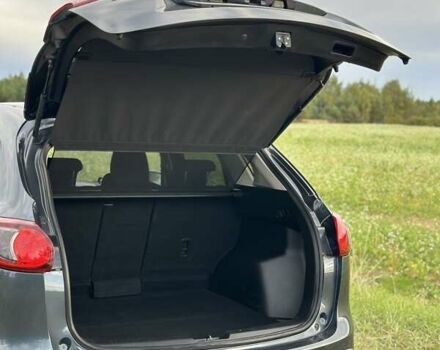 Серый Мазда СХ-5, объемом двигателя 2.2 л и пробегом 195 тыс. км за 12800 $, фото 6 на Automoto.ua