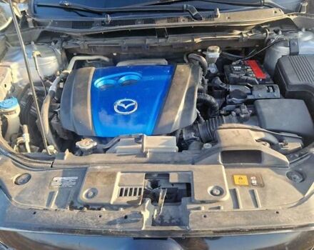 Серый Мазда СХ-5, объемом двигателя 2 л и пробегом 300 тыс. км за 12000 $, фото 13 на Automoto.ua
