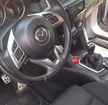 Серый Мазда СХ-5, объемом двигателя 2.19 л и пробегом 219 тыс. км за 12800 $, фото 2 на Automoto.ua