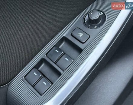 Серый Мазда СХ-5, объемом двигателя 2.2 л и пробегом 194 тыс. км за 12999 $, фото 30 на Automoto.ua