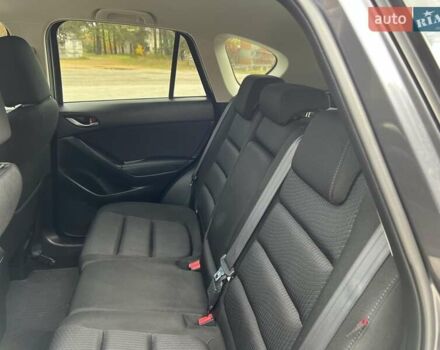 Серый Мазда СХ-5, объемом двигателя 2.2 л и пробегом 225 тыс. км за 12300 $, фото 86 на Automoto.ua