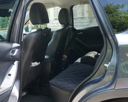 Серый Мазда СХ-5, объемом двигателя 2.2 л и пробегом 170 тыс. км за 16000 $, фото 10 на Automoto.ua