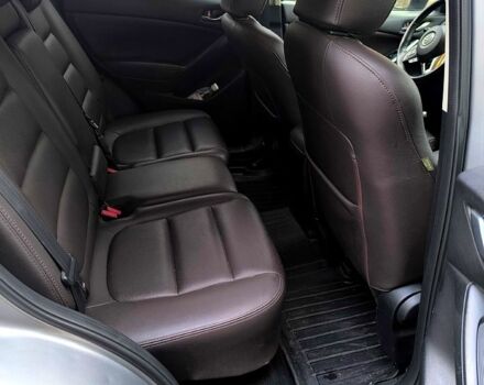 Серый Мазда СХ-5, объемом двигателя 2.2 л и пробегом 187 тыс. км за 14500 $, фото 4 на Automoto.ua