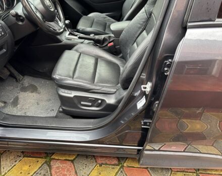 Мазда СХ-5 2014 в Черновцах на Automoto.ua Серый Мазда СХ-5, объемом двигателя 2.2 л и пробегом 255 тыс. км за 14500 $, фото 5 на Automoto.ua