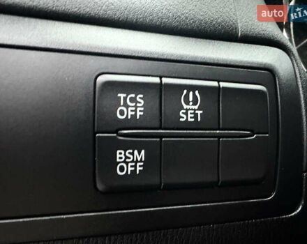 Серый Мазда СХ-5, объемом двигателя 2.5 л и пробегом 238 тыс. км за 9999 $, фото 10 на Automoto.ua