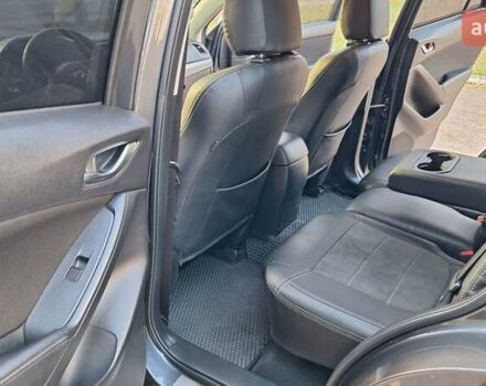 Сірий Мазда СХ-5, об'ємом двигуна 2.49 л та пробігом 211 тис. км за 12600 $, фото 1 на Automoto.ua