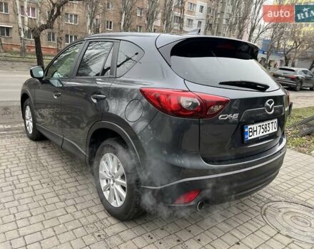 Серый Мазда СХ-5, объемом двигателя 2.19 л и пробегом 140 тыс. км за 15000 $, фото 2 на Automoto.ua