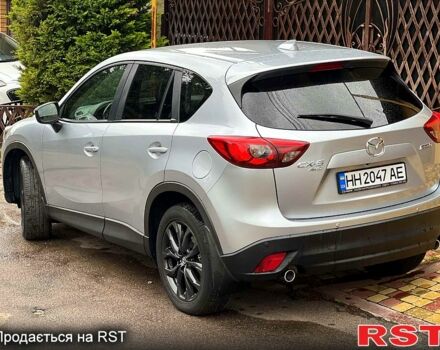 Серый Мазда СХ-5, объемом двигателя 2.2 л и пробегом 137 тыс. км за 14300 $, фото 2 на Automoto.ua