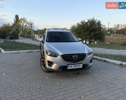 Серый Мазда СХ-5, объемом двигателя 2.19 л и пробегом 147 тыс. км за 18500 $, фото 2 на Automoto.ua