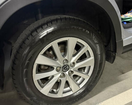 Сірий Мазда СХ-5, об'ємом двигуна 2.49 л та пробігом 99 тис. км за 12500 $, фото 17 на Automoto.ua