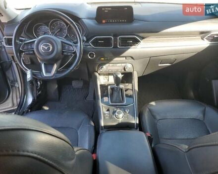 Мазда СХ-5 2017 в Ивано-Франковске на Automoto.ua Серый Мазда СХ-5, объемом двигателя 2.5 л и пробегом 126 тыс. км за 4500 $, фото 7 на Automoto.ua