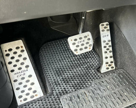 Сірий Мазда СХ-5, об'ємом двигуна 2.19 л та пробігом 232 тис. км за 17500 $, фото 29 на Automoto.ua