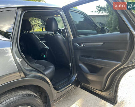 Серый Мазда СХ-5, объемом двигателя 2.49 л и пробегом 110 тыс. км за 19000 $, фото 25 на Automoto.ua