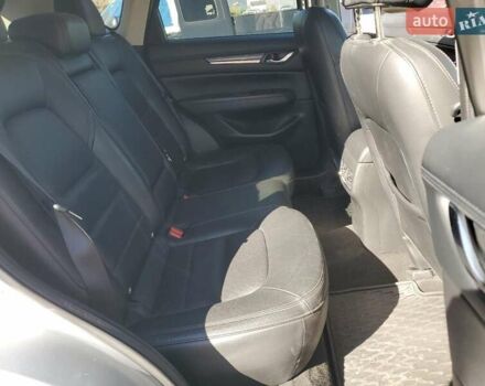 Мазда СХ-5 2017 в Ивано-Франковске на Automoto.ua Серый Мазда СХ-5, объемом двигателя 2.5 л и пробегом 126 тыс. км за 4500 $, фото 10 на Automoto.ua