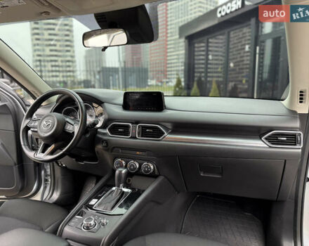 Серый Мазда СХ-5, объемом двигателя 2.49 л и пробегом 157 тыс. км за 16800 $, фото 24 на Automoto.ua