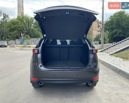 Серый Мазда СХ-5, объемом двигателя 2.19 л и пробегом 196 тыс. км за 18500 $, фото 5 на Automoto.ua