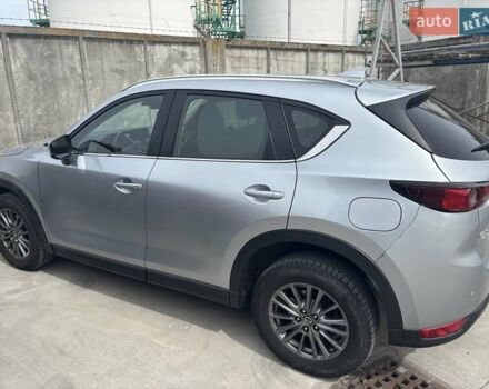 Сірий Мазда СХ-5, об'ємом двигуна 2.49 л та пробігом 130 тис. км за 16999 $, фото 2 на Automoto.ua