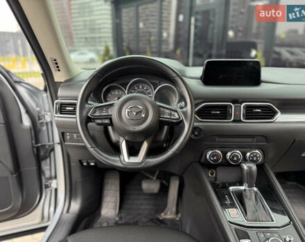 Серый Мазда СХ-5, объемом двигателя 2.49 л и пробегом 157 тыс. км за 16800 $, фото 23 на Automoto.ua