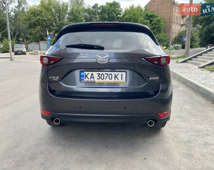 Серый Мазда СХ-5, объемом двигателя 2.19 л и пробегом 196 тыс. км за 18500 $, фото 4 на Automoto.ua