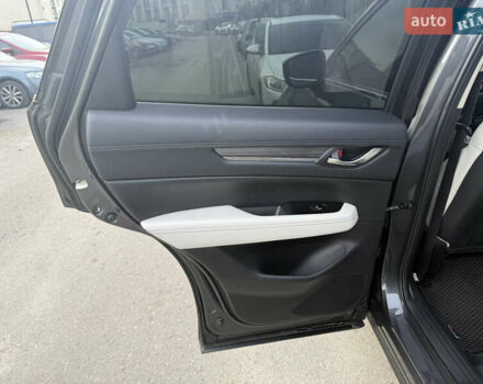 Сірий Мазда СХ-5, об'ємом двигуна 2.19 л та пробігом 268 тис. км за 20000 $, фото 10 на Automoto.ua