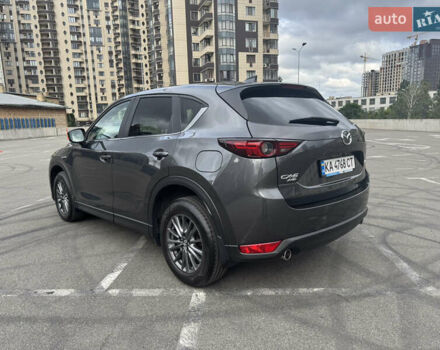 Сірий Мазда СХ-5, об'ємом двигуна 2.19 л та пробігом 280 тис. км за 17900 $, фото 4 на Automoto.ua